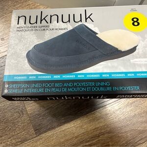 Nuknuuk Slippers nwt sz 8